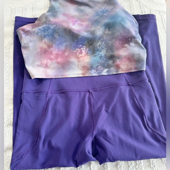 Athleta- Conscious Crop Sports Bra and Salutation Mesh 7/8 Leggings bundle M/L - Picture 13 of 14